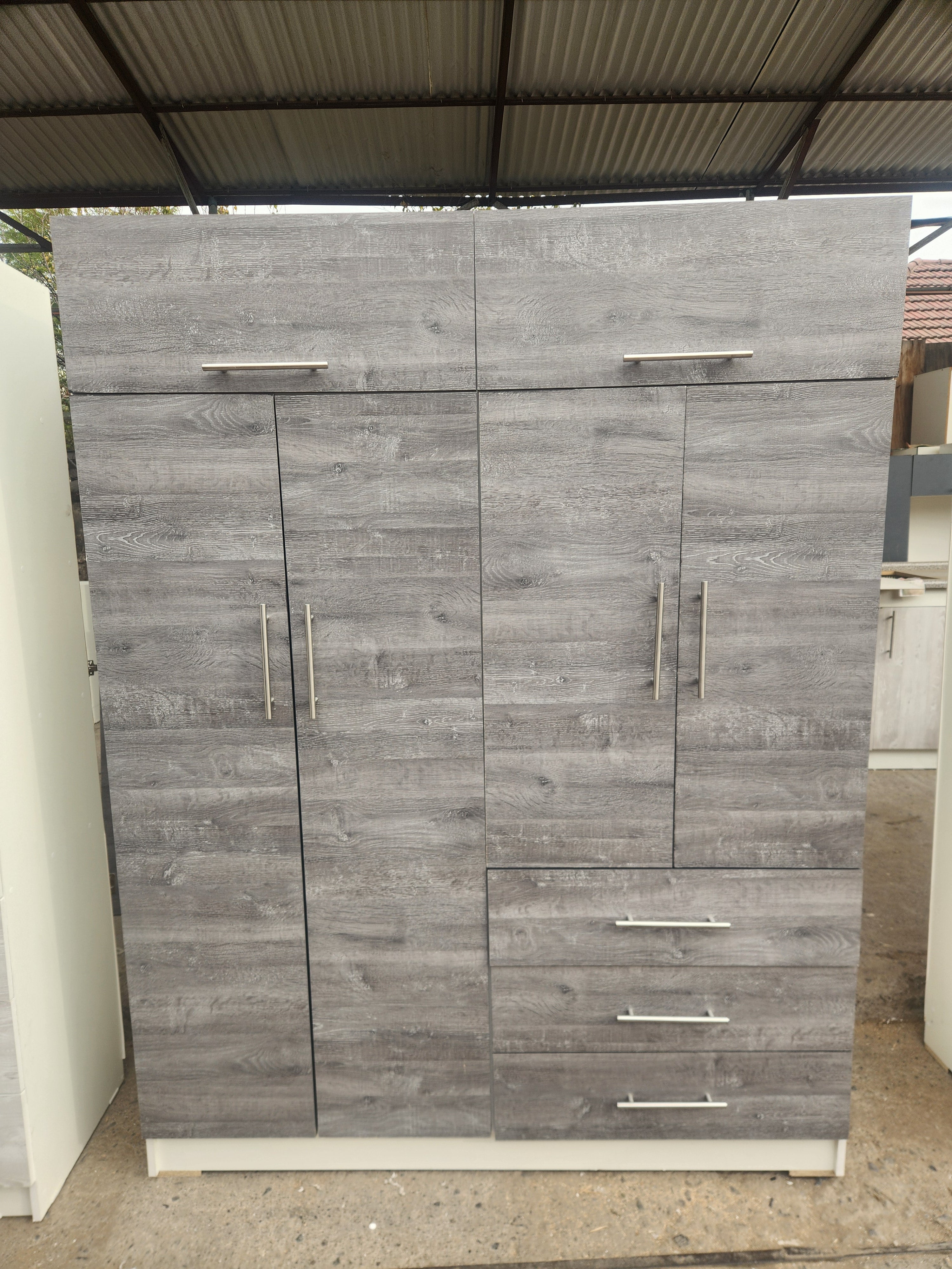 Closet Nova 6 Puertas 3 Cajones