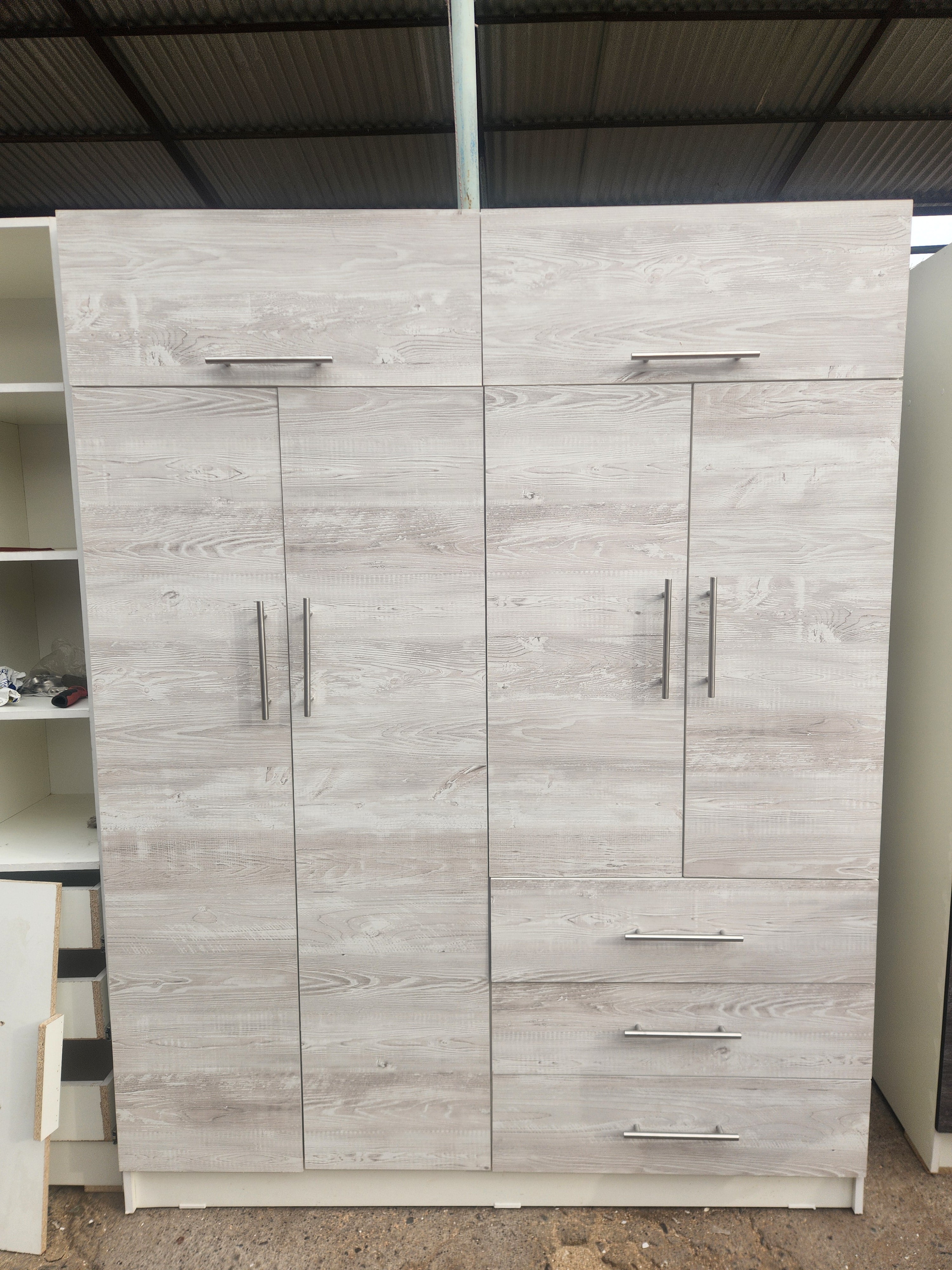 Closet Nova 6 Puertas 3 Cajones